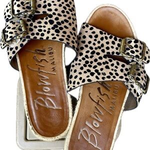 Blowfish Tan and Black Slide Sandals with Buckle Detail